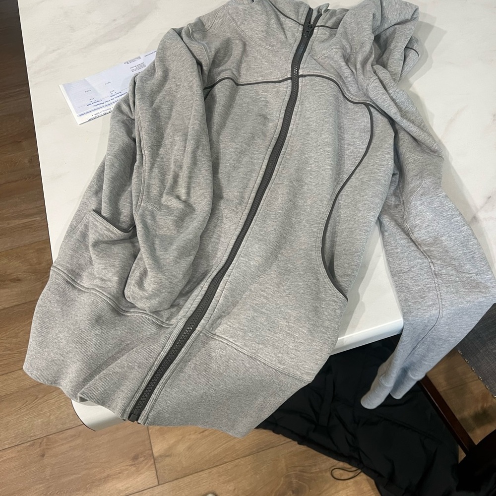 Lululemon Athletica Heather Gray Zip-Up Jacket